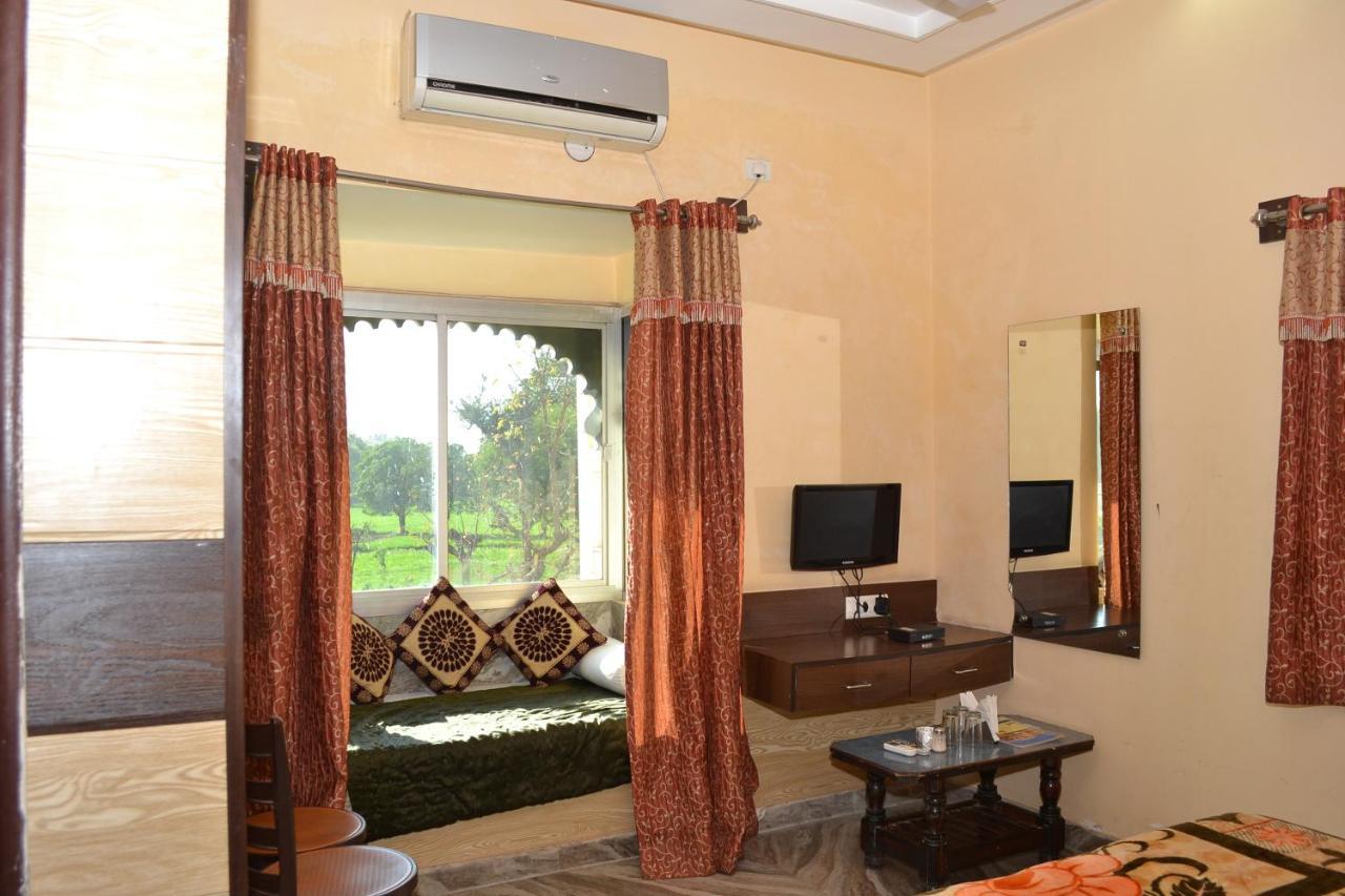Chitrakoot Resorts Chittorgarh Buitenkant foto